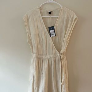 MIDI cream 100% cotton Universal Thread dress. Never worn.